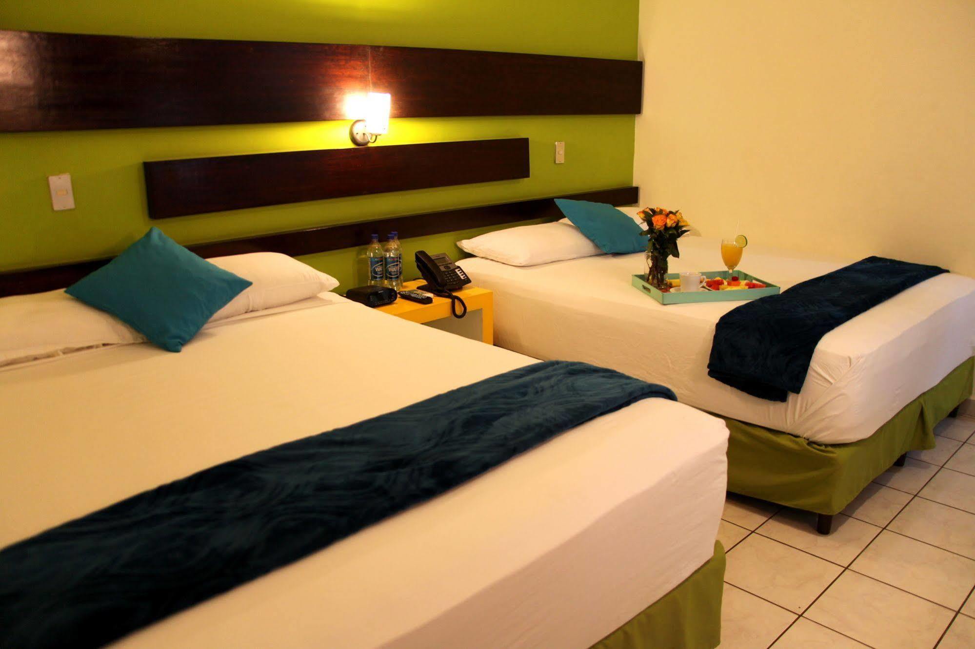 Villa Del Angel Hotel San Salvador Luaran gambar